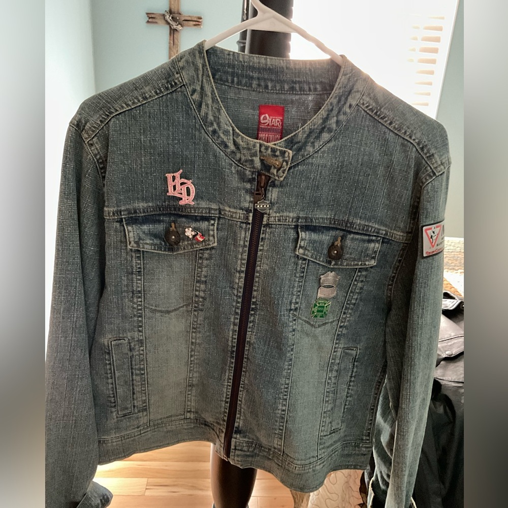 Jean jacket with pins and patches of Harley Davidson,fun jacket for riding
